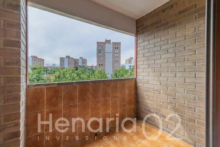 henaria2002