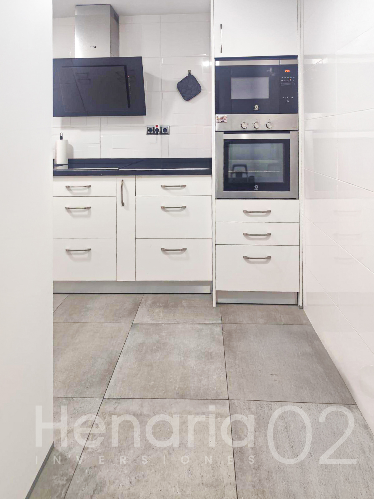 henaria2002