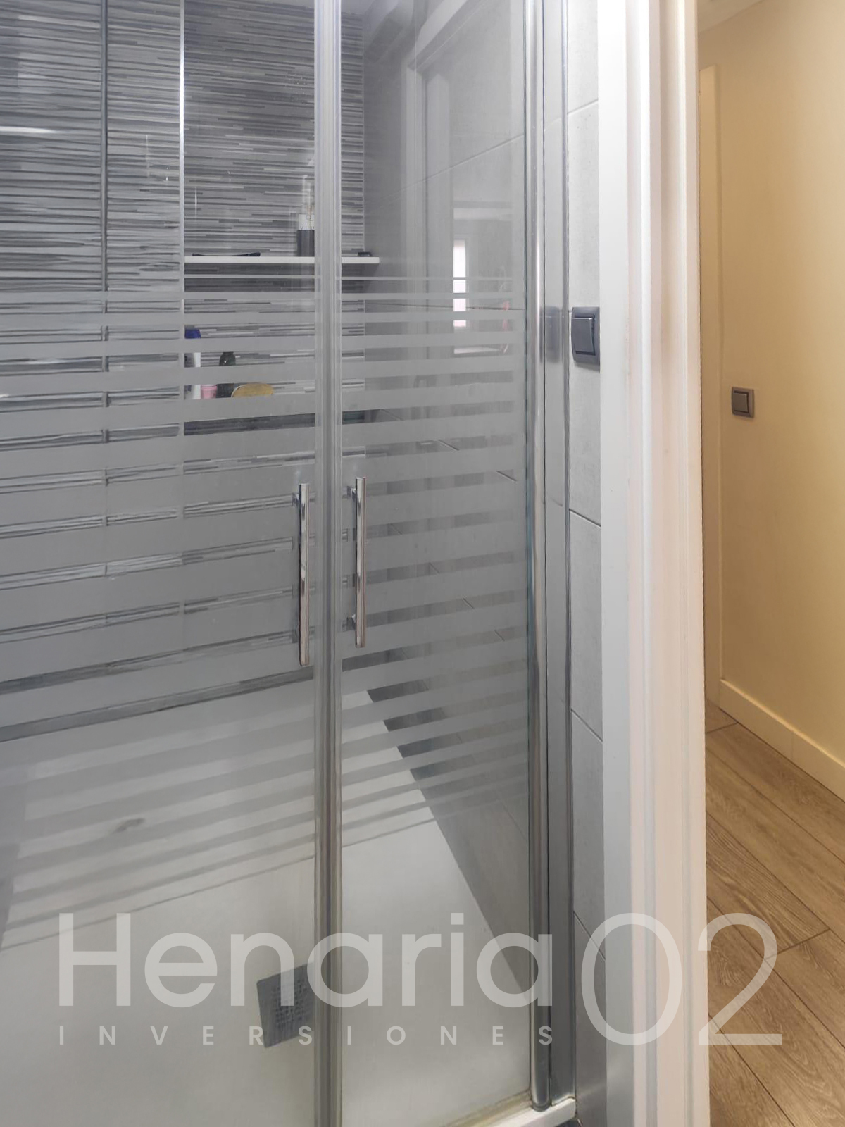 henaria2002