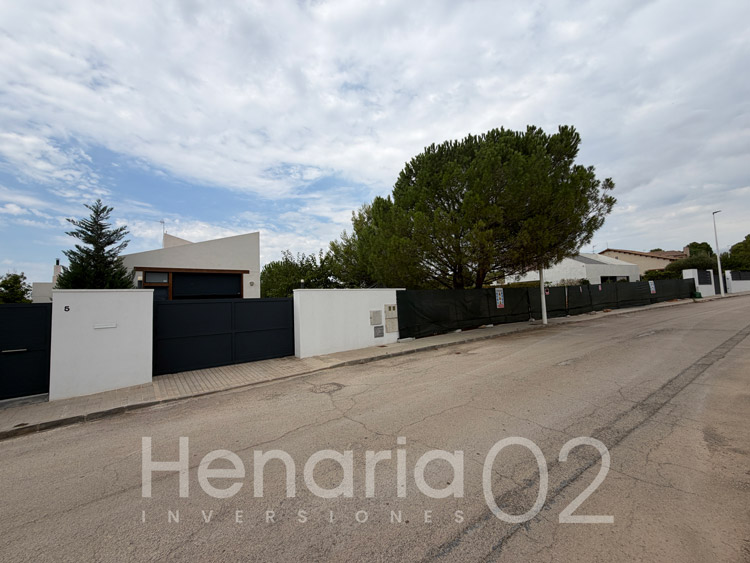 henaria2002
