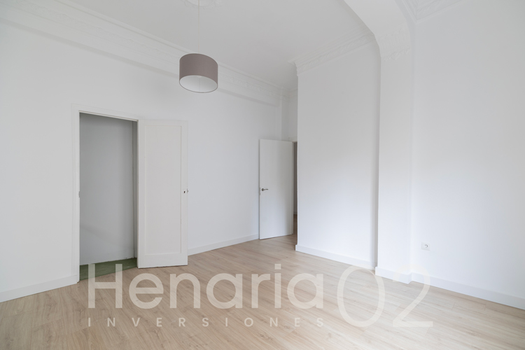 henaria2002