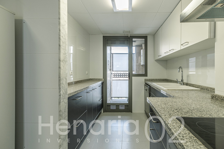 henaria2002